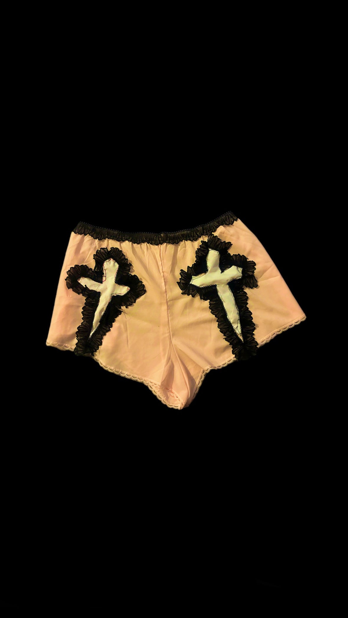 crux immissa shorts