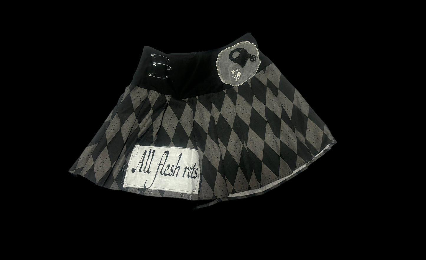sera mini skirt